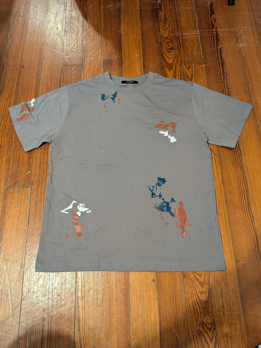 SS26 Louis Vuitton Gray Short-Sleeve Tee with Paint Splatter AUTHENTIC